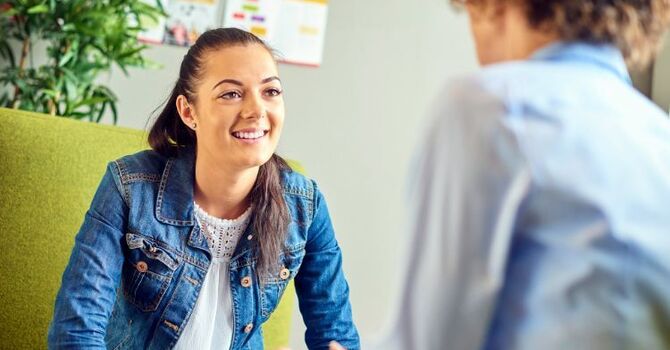 What Is an Intern Counsellor? What to Know Before Your First Session